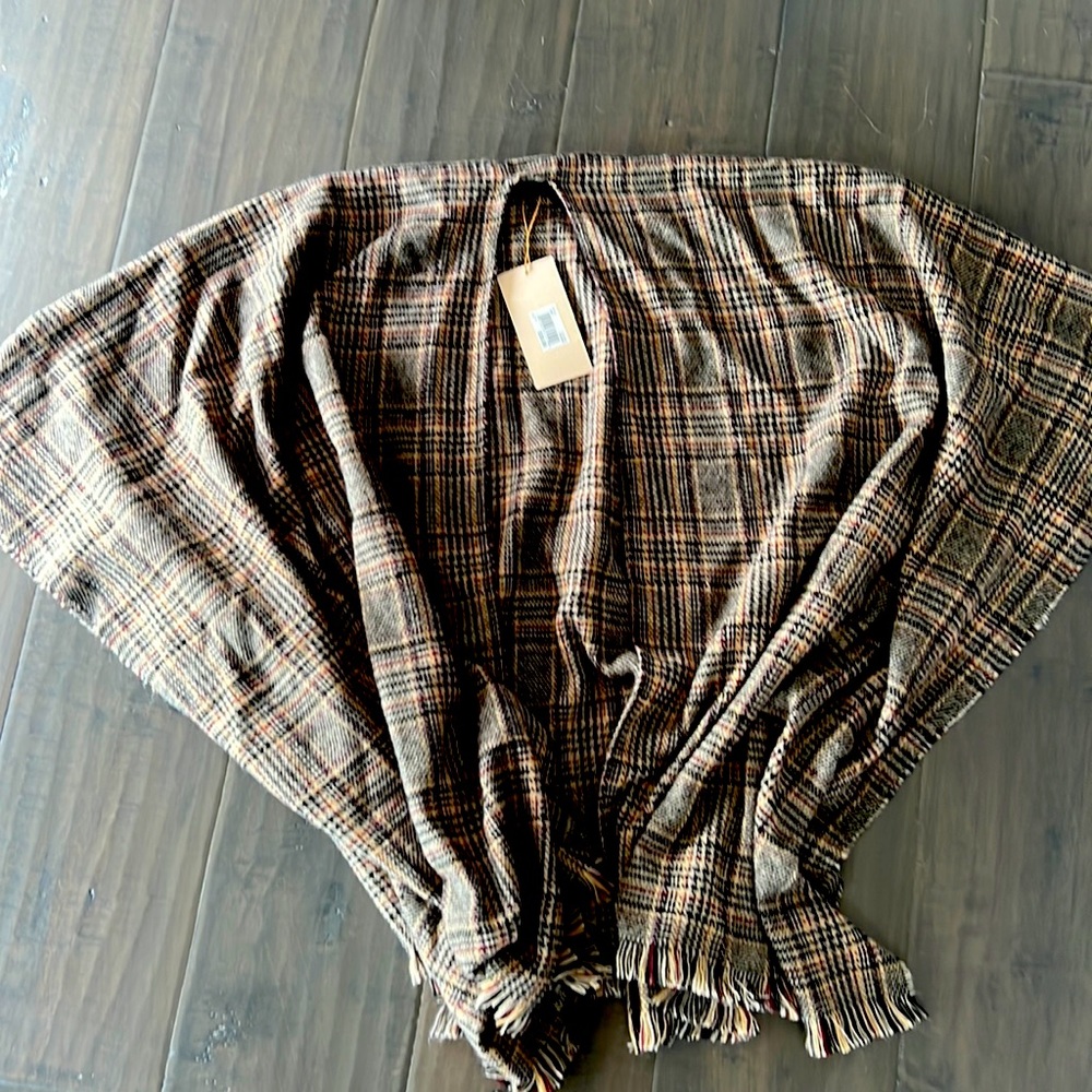 **FREE SHIPPING** Fall plaid, open front drape sweater